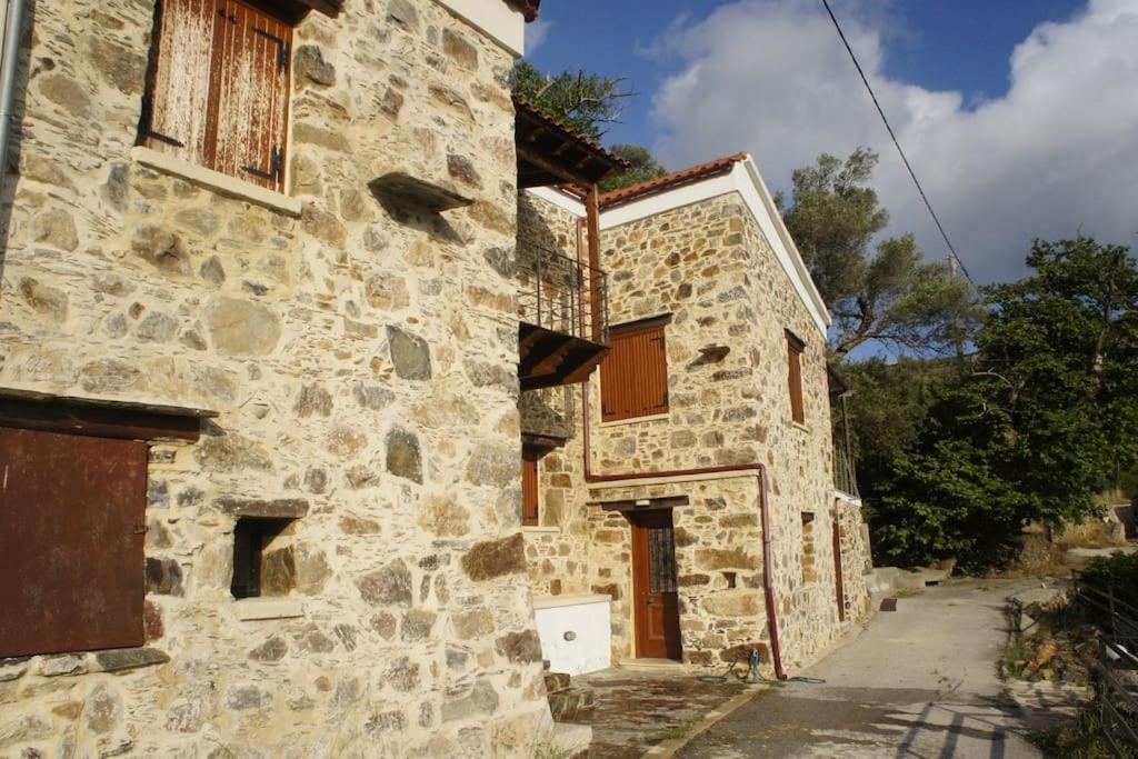 Alegria Stone House Villa Amigdhalokefali Exterior photo