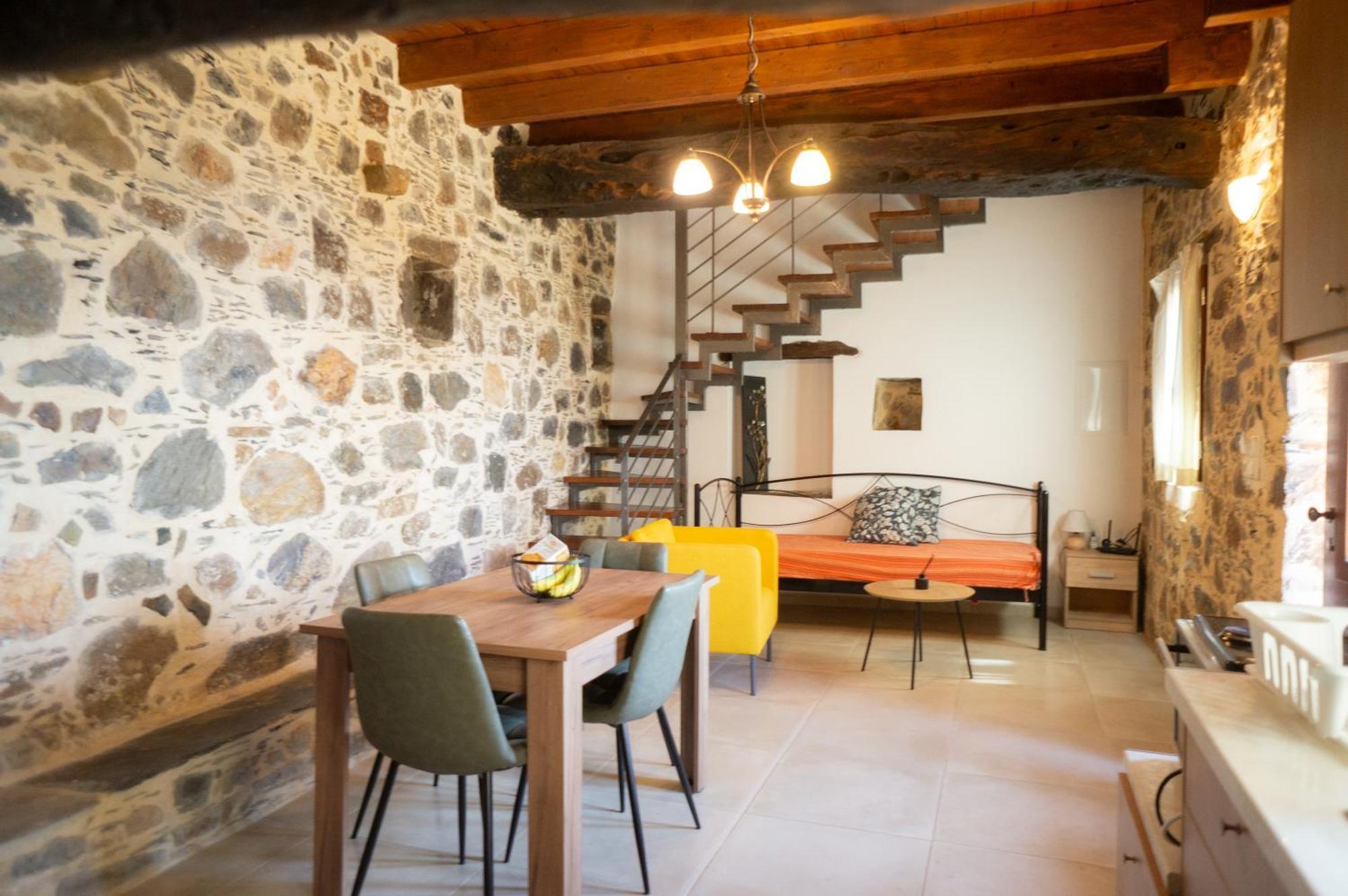 Alegria Stone House Villa Amigdhalokefali Exterior photo